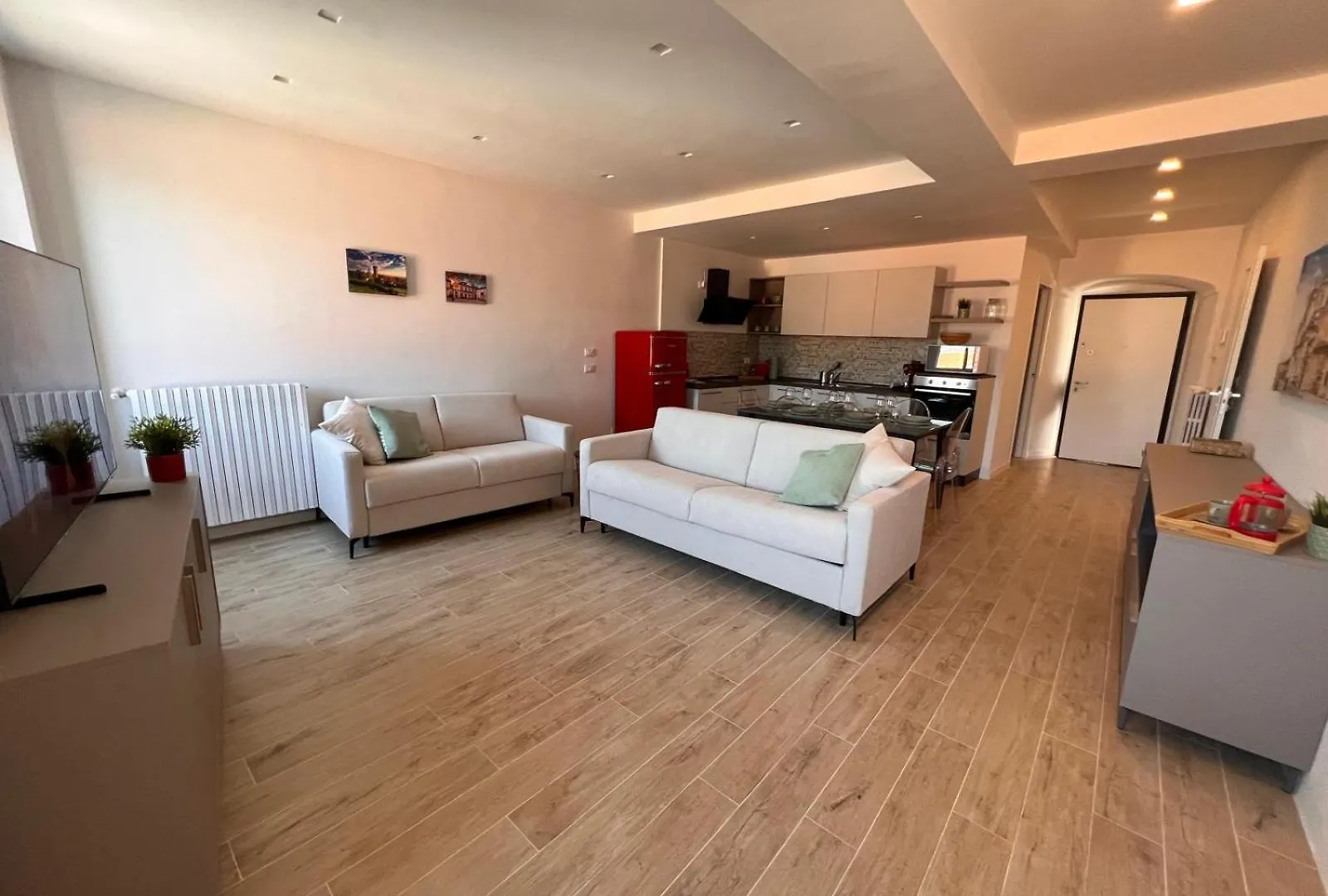 La Finestra Sul Garda Dreaming Holidays San Felice del Benaco Italien