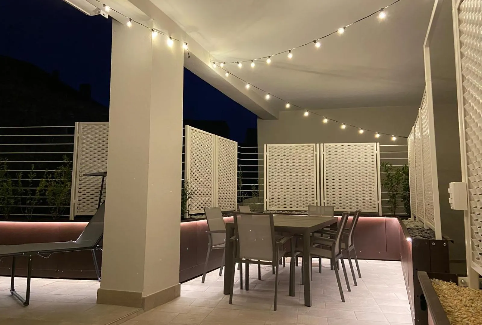 Apartment La Finestra Sul Garda Dreaming Holidays San Felice del Benaco