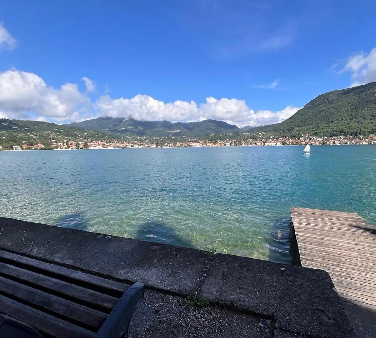 La Finestra Sul Garda Dreaming Holidays San Felice del Benaco Italien
