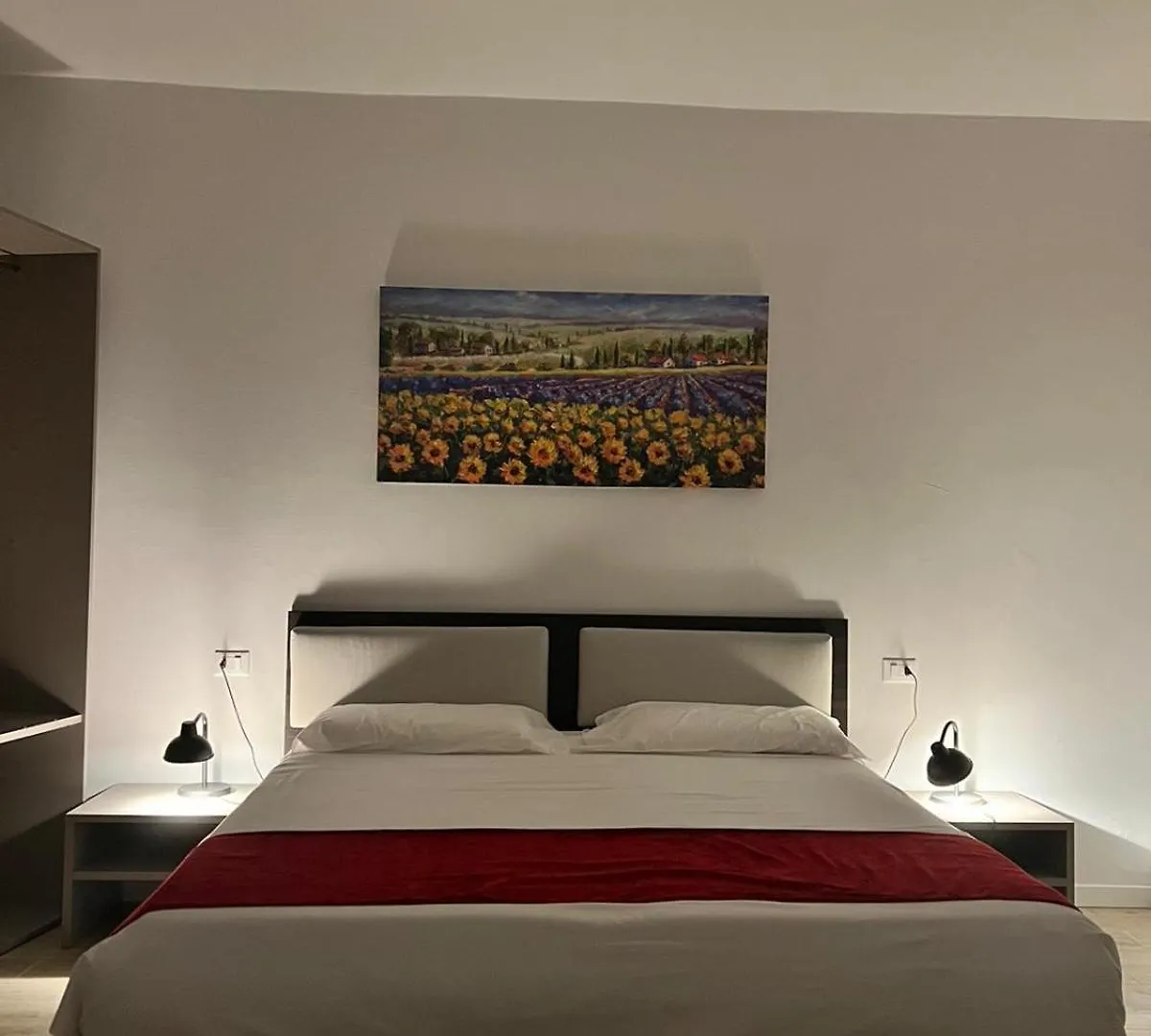 Apartment La Finestra Sul Garda Dreaming Holidays San Felice del Benaco